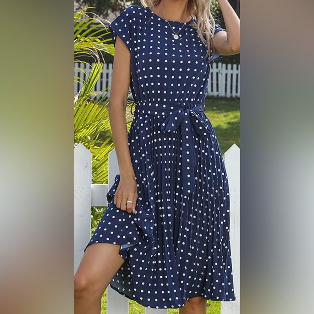 Cupshe Blue and White Polka Dot Dress